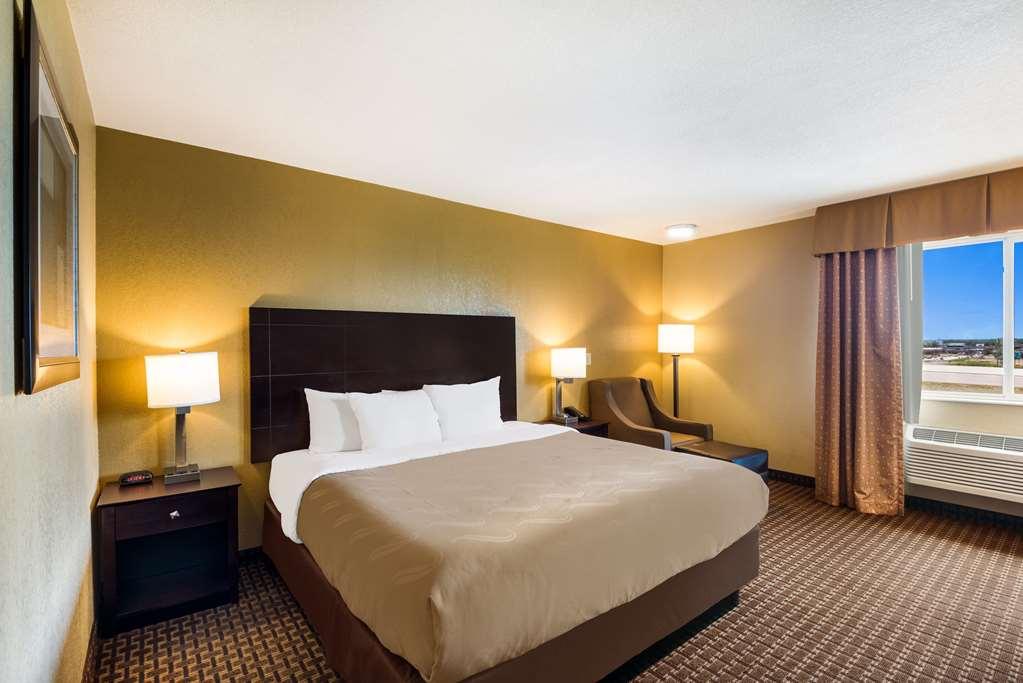 דה מוין Quality Inn חדר תמונה